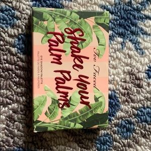 Too Faced shake your palm palette
